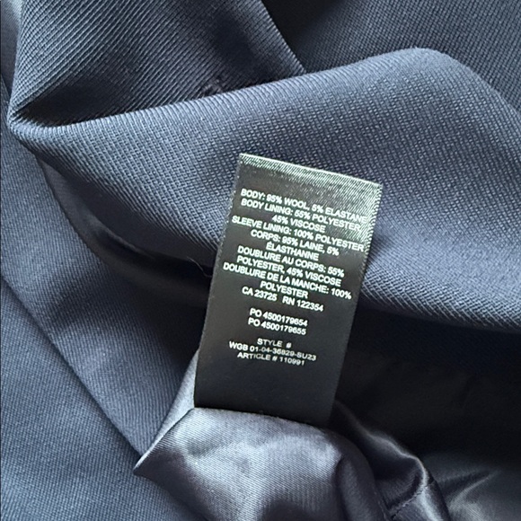 Aritzia Babaton Agency Dark Night Navy Oversized Blazer XS - Picture 6 of 6